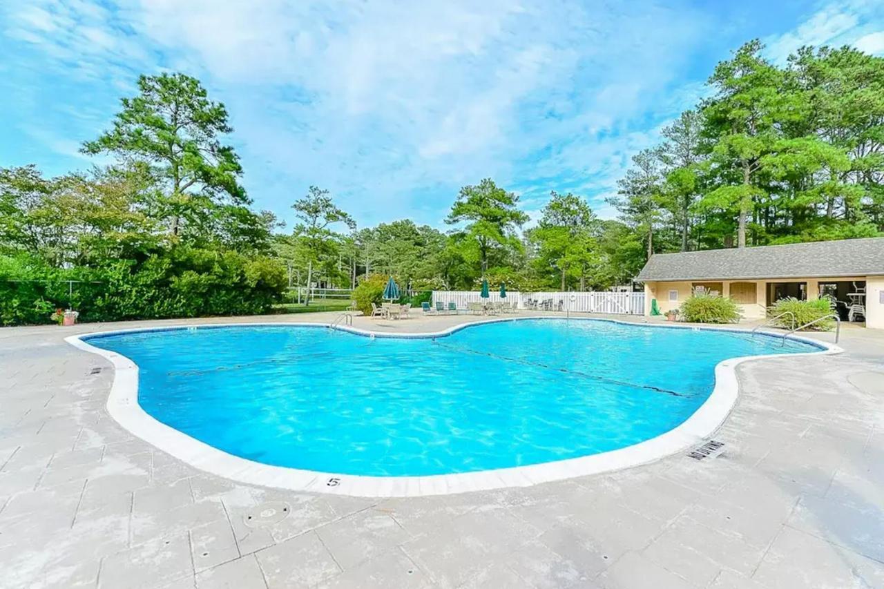 Apartment Of Bethany West --- 796 Salt Pond Circle Unit B *