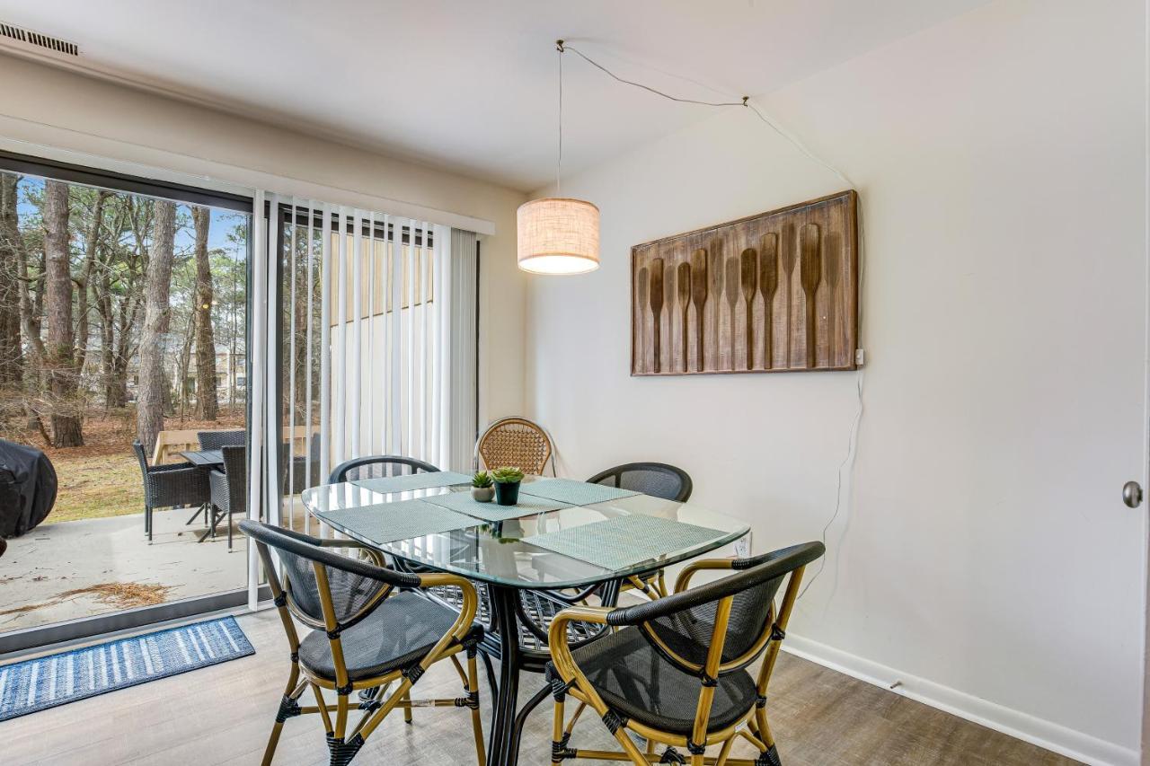 Of Bethany West --- 796 Salt Pond Circle Unit B Apartment