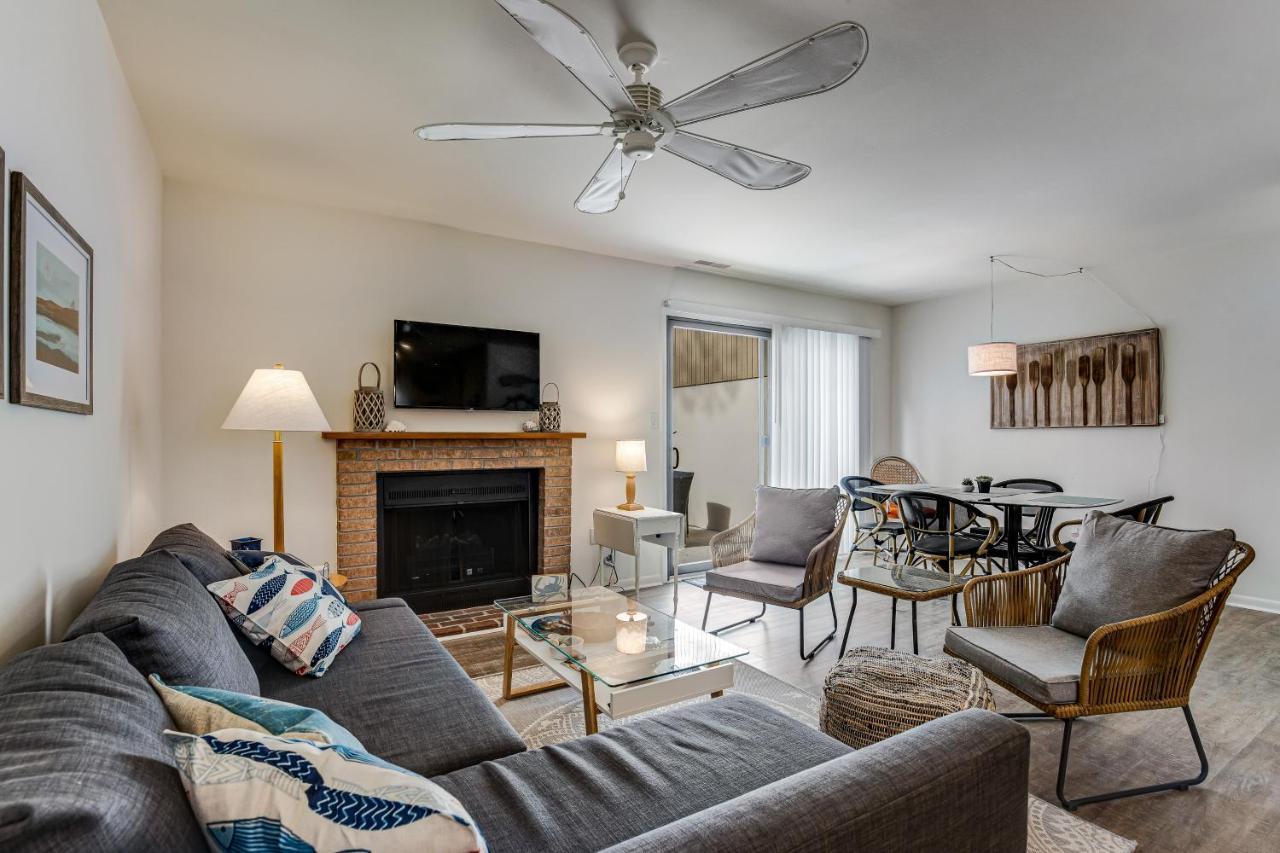 Apartment Of Bethany West --- 796 Salt Pond Circle Unit B *