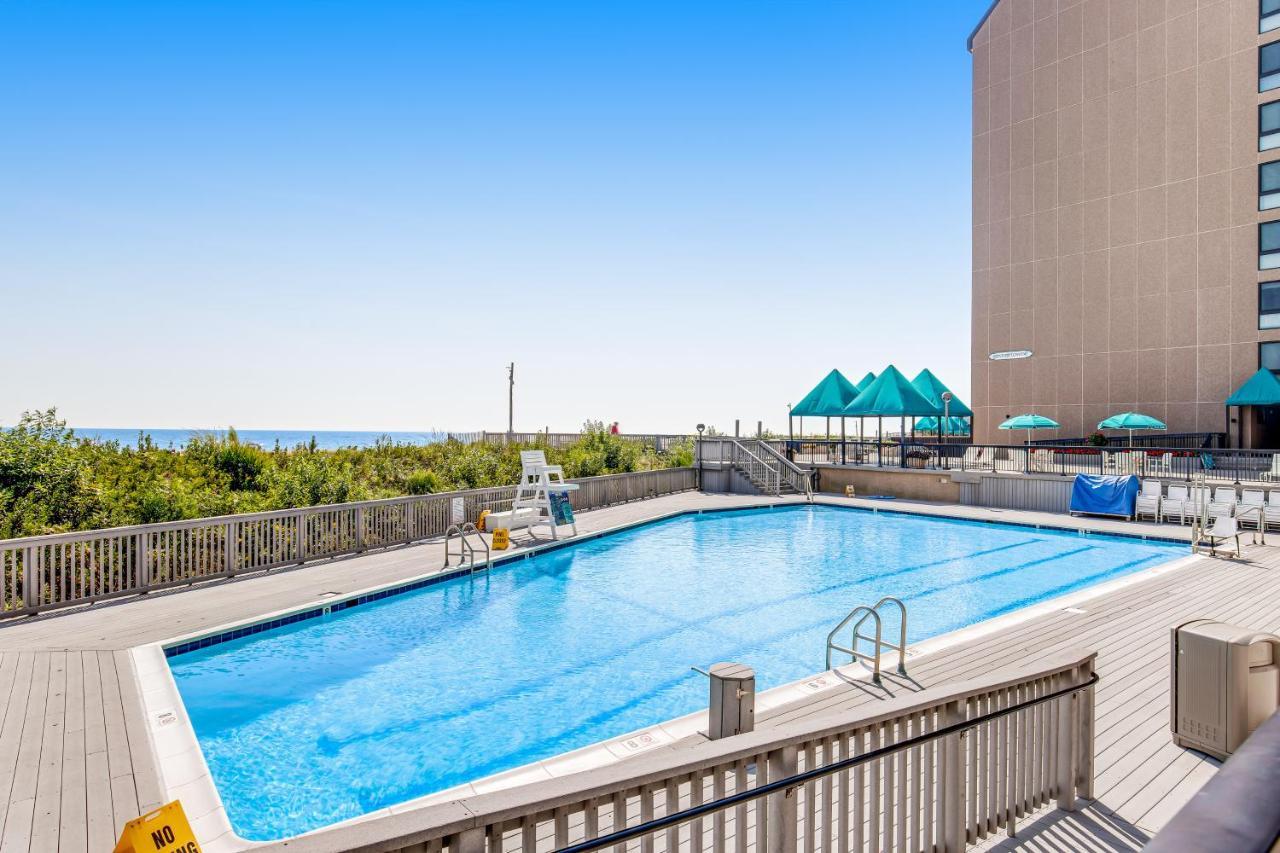Sea Colony --- 702 Harbour Apartment