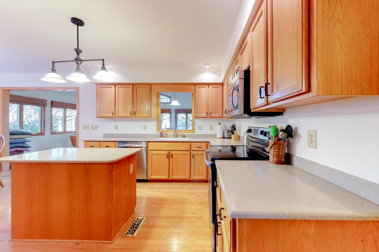 Salt Pond --- 729 Deer Leap Drive