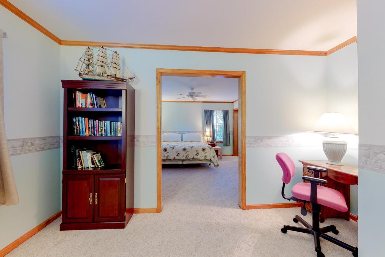 Salt Pond --- 729 Deer Leap Drive
