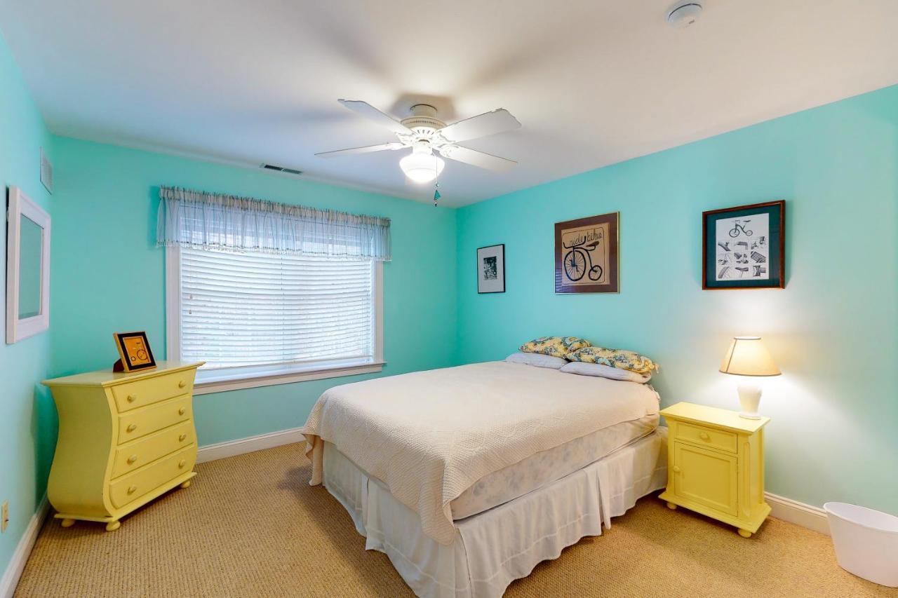 Salt Pond -- 273 Oyster Shell Cove Holiday home Bethany Beach