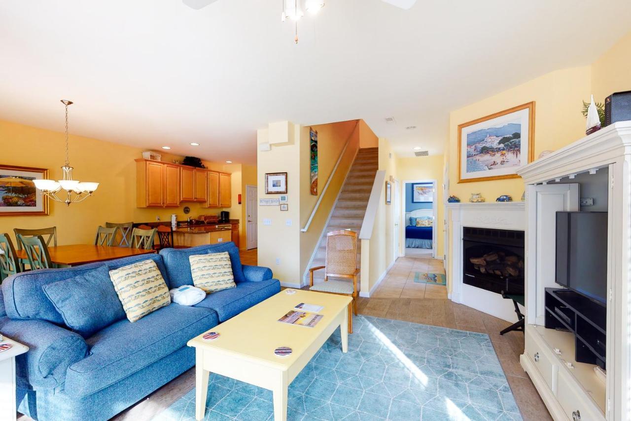 Salt Pond -- 13 Skipjack Village Holiday home