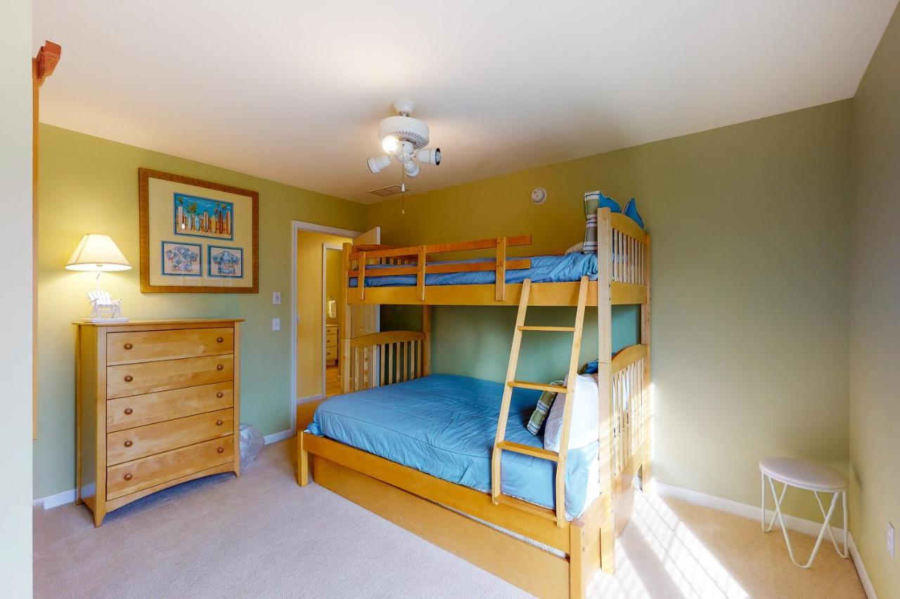 Salt Pond -- 13 Skipjack Village Holiday home *