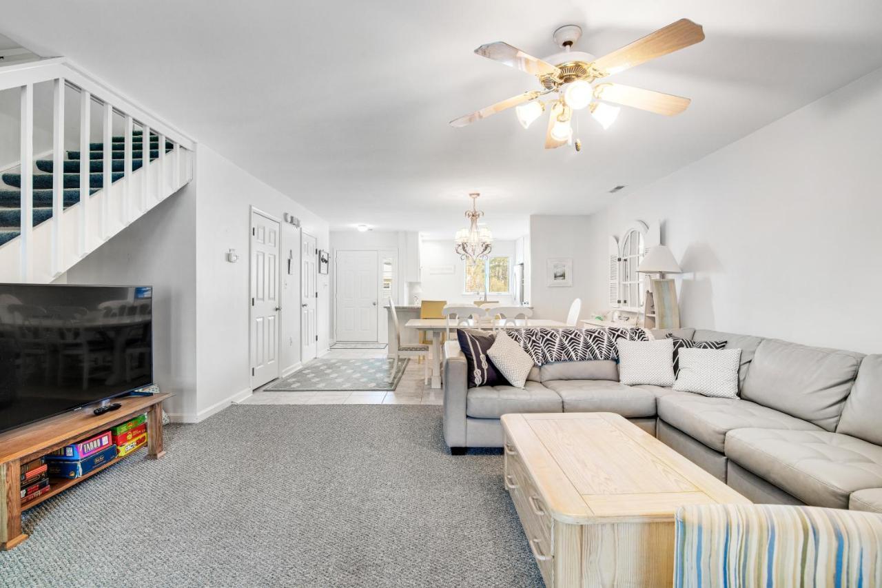 Westwood --- 828 Westwood Ave, Unit B * Bethany Beach