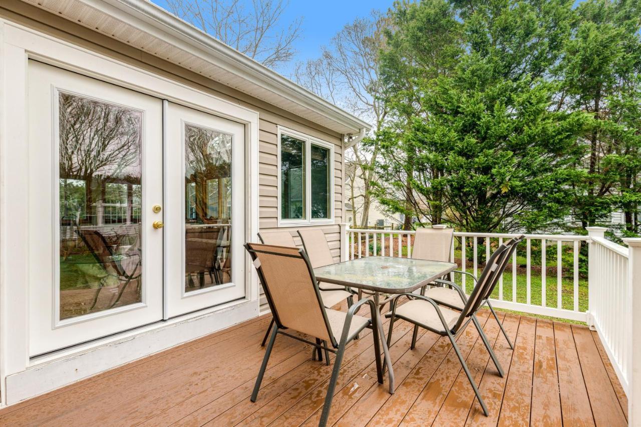 Salt Pond --- 729 Deer Leap Drive Holiday home *