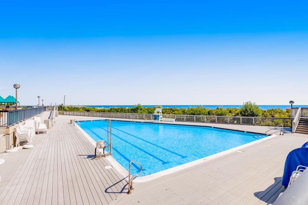 Sea Colony --- 910 Island House Ph#10 Apartment *
