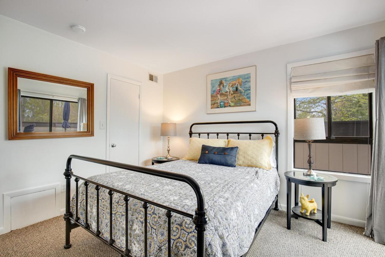 Sea Colony --- 1401 Forest Hills