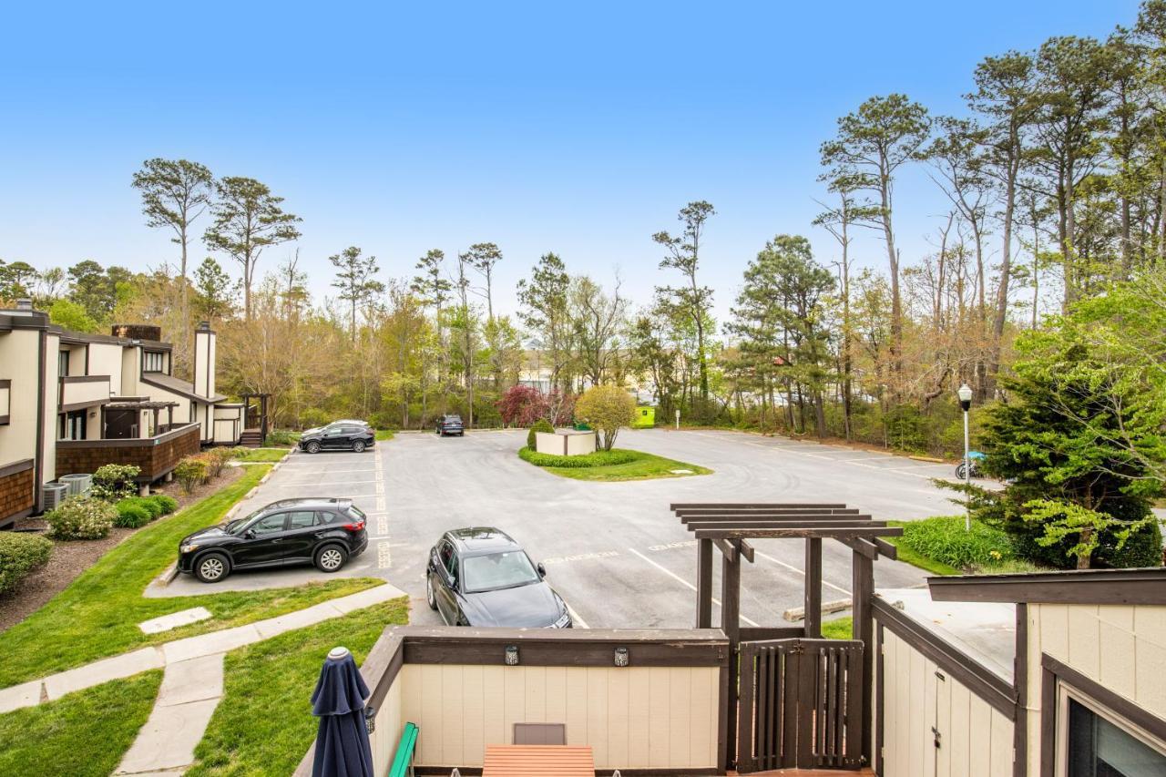 Sea Colony --- 1401 Forest Hills
