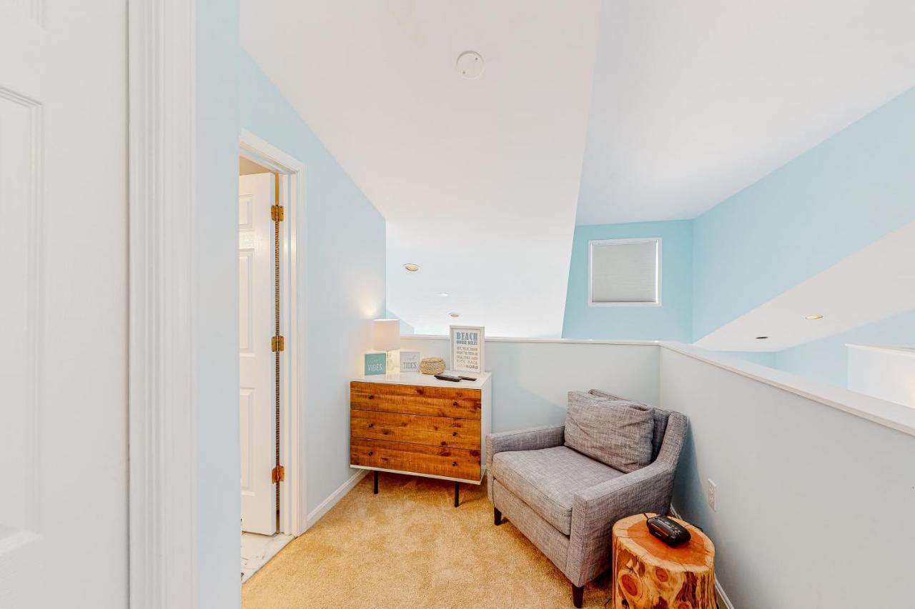 Apartment Sea Colony --- 54057 Starfish Ct *