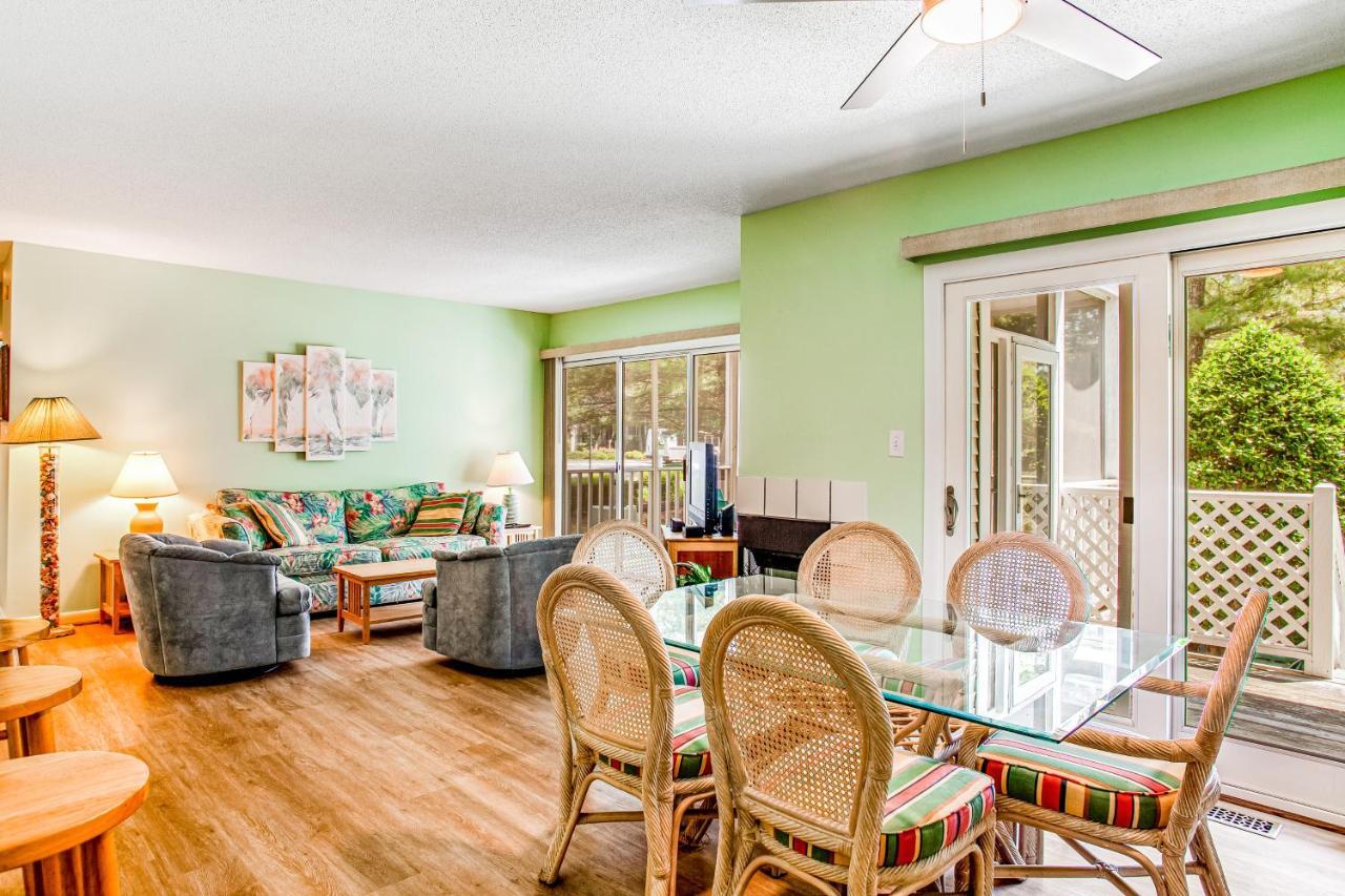Sea Colony --- 16004 Bayberry Court *