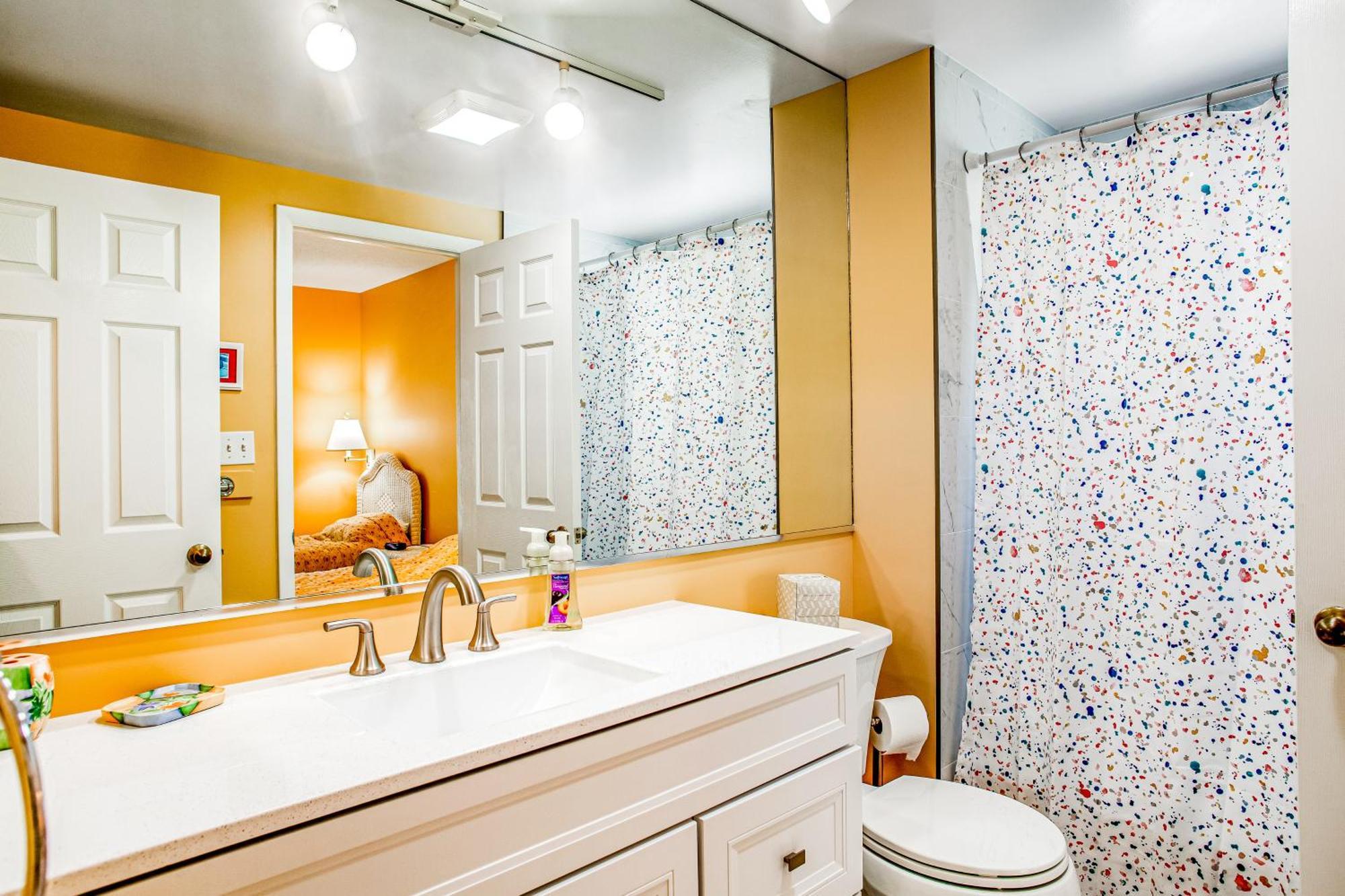 Sea Colony --- 16004 Bayberry Court Apartment