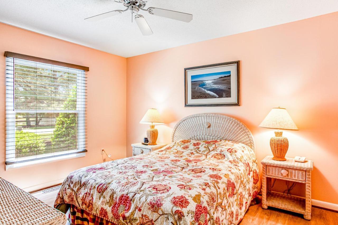 Sea Colony --- 16004 Bayberry Court *
