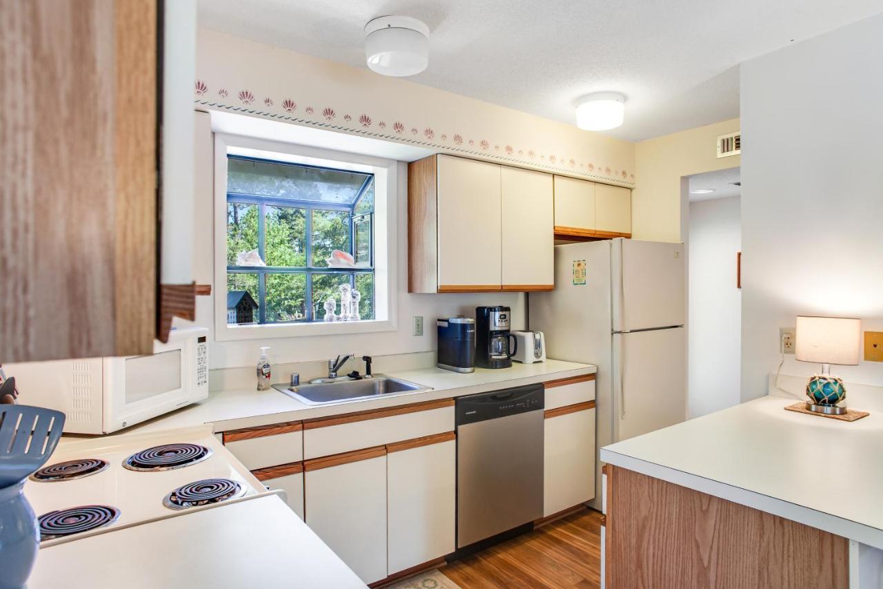 Sea Colony --- 9707 Evergreen Way