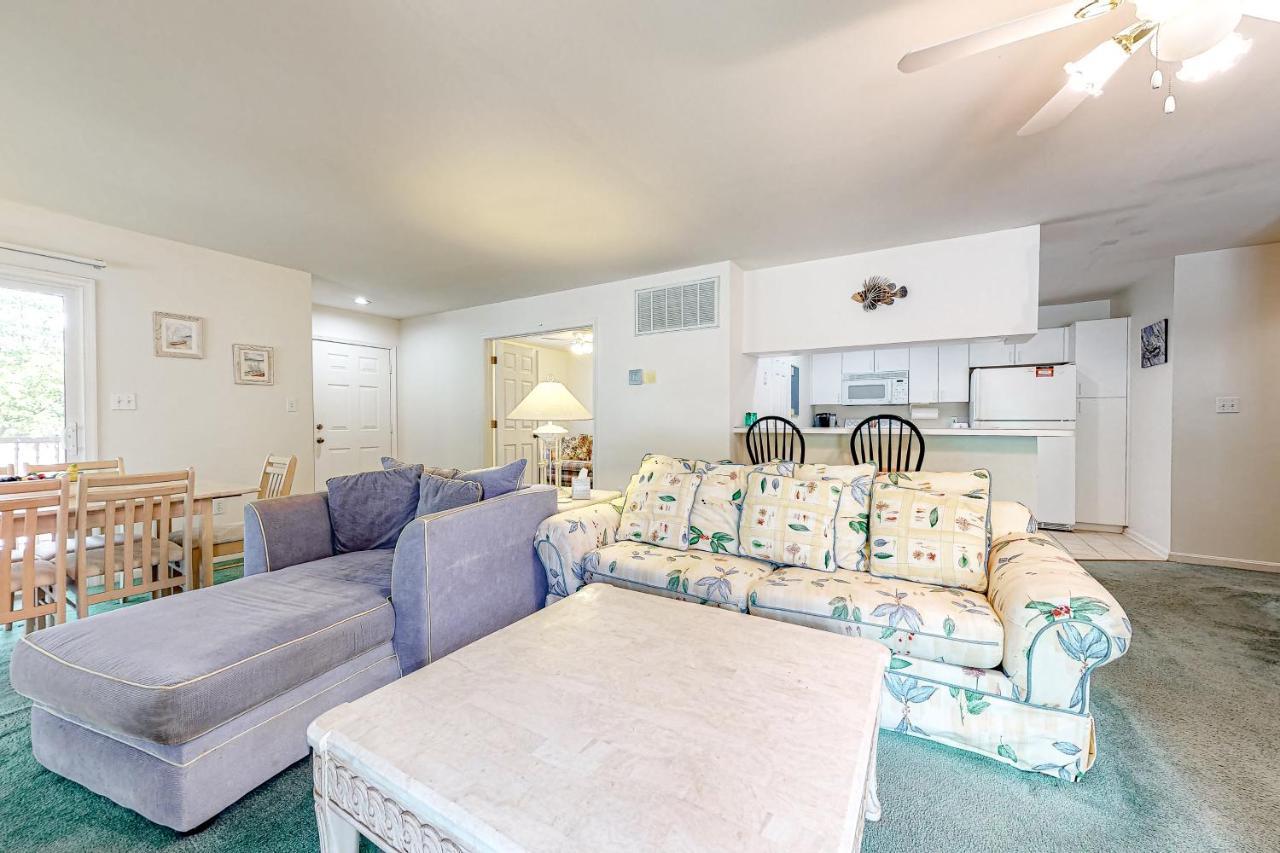 Sea Colony Tennis --- 55026 Pine Dr * Bethany Beach