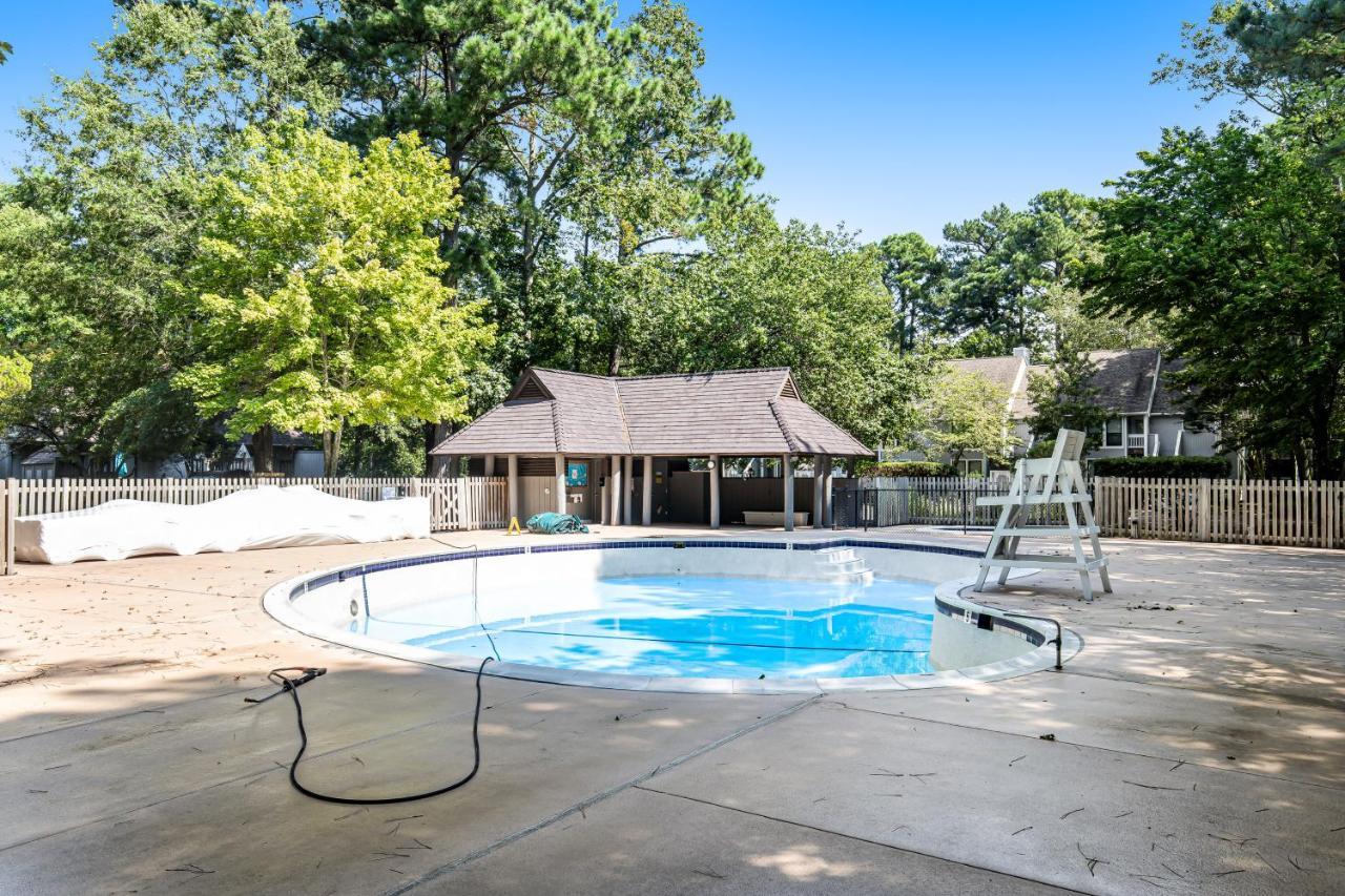 Villa Sea Colony --- 56065 Pinewood Drive *