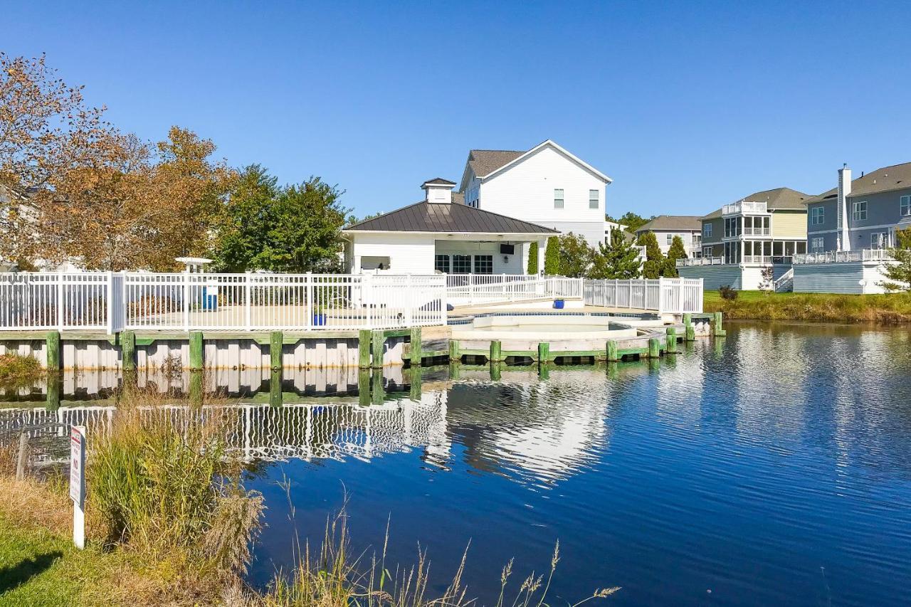 Watermark North --- 38918 Silver Sands Dr Holiday home