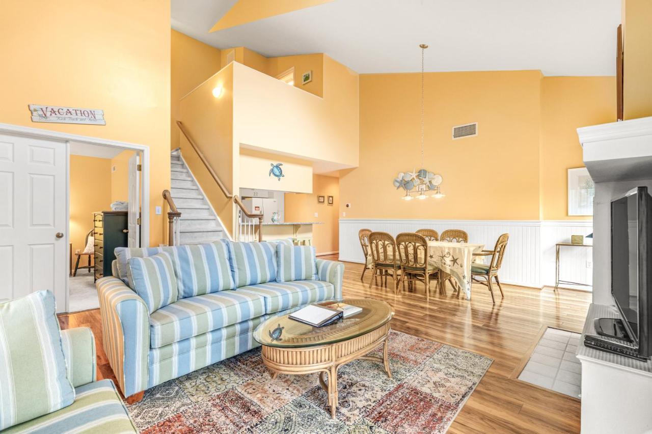 Villa Sea Colony --- 56065 Pinewood Drive *