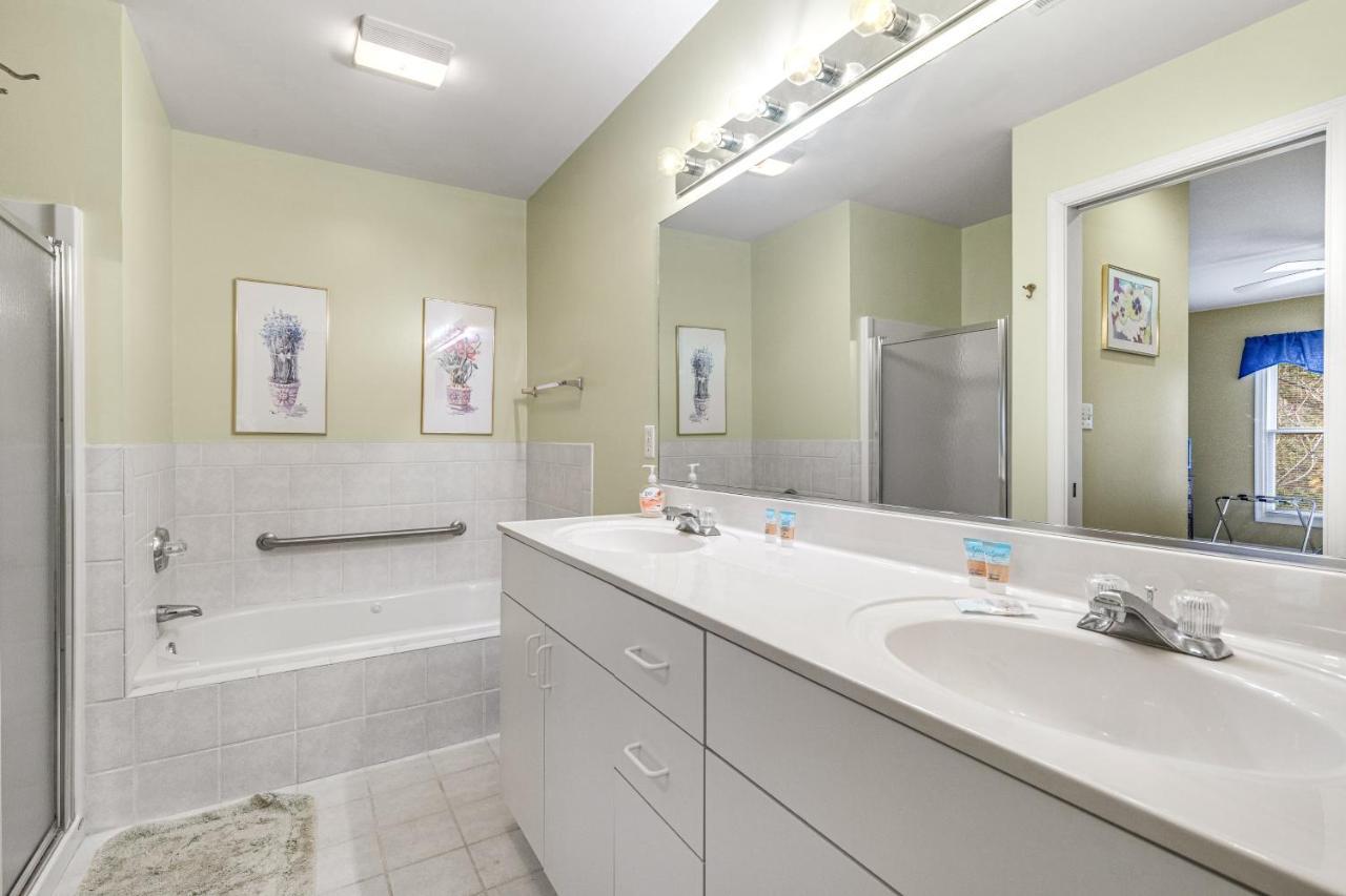 Sea Colony --- 56065 Pinewood Drive Villa Bethany Beach