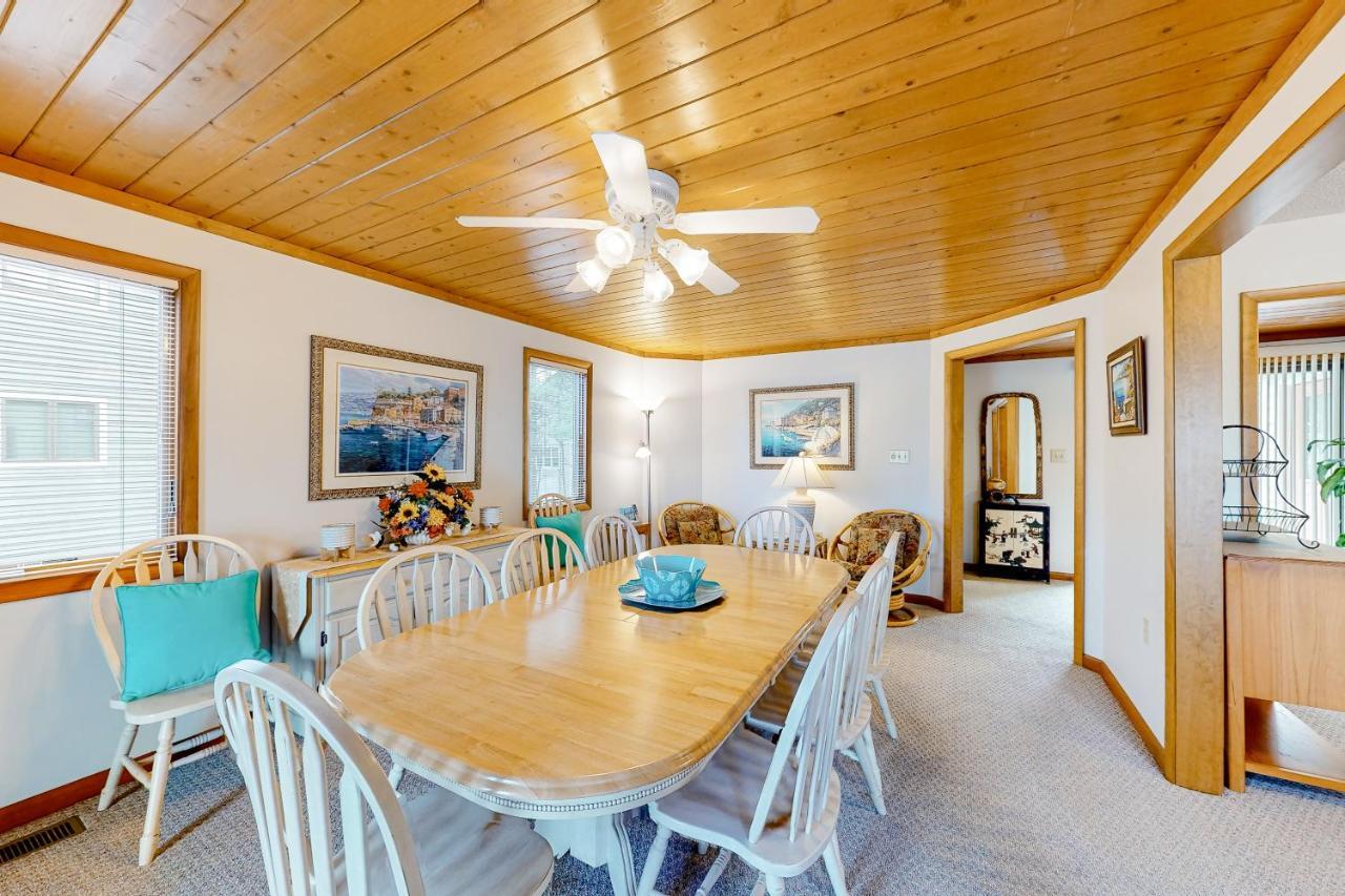 Gull's Nest --- 39638 S Gulls Way Ct Holiday home *
