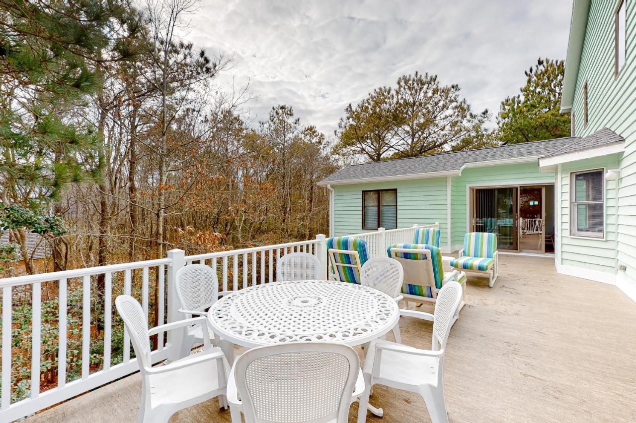 Gull's Nest --- 39638 S Gulls Way Ct *
