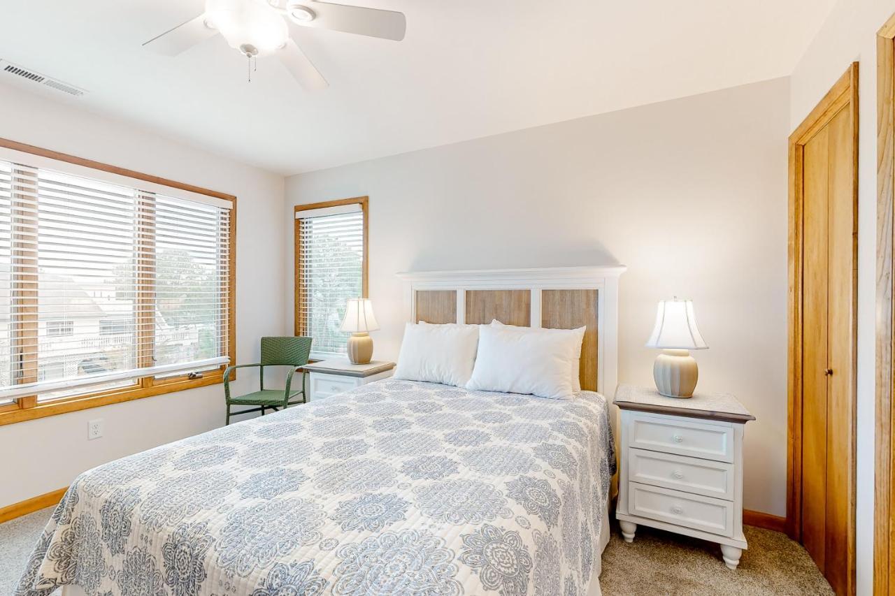 Gull's Nest --- 39638 S Gulls Way Ct