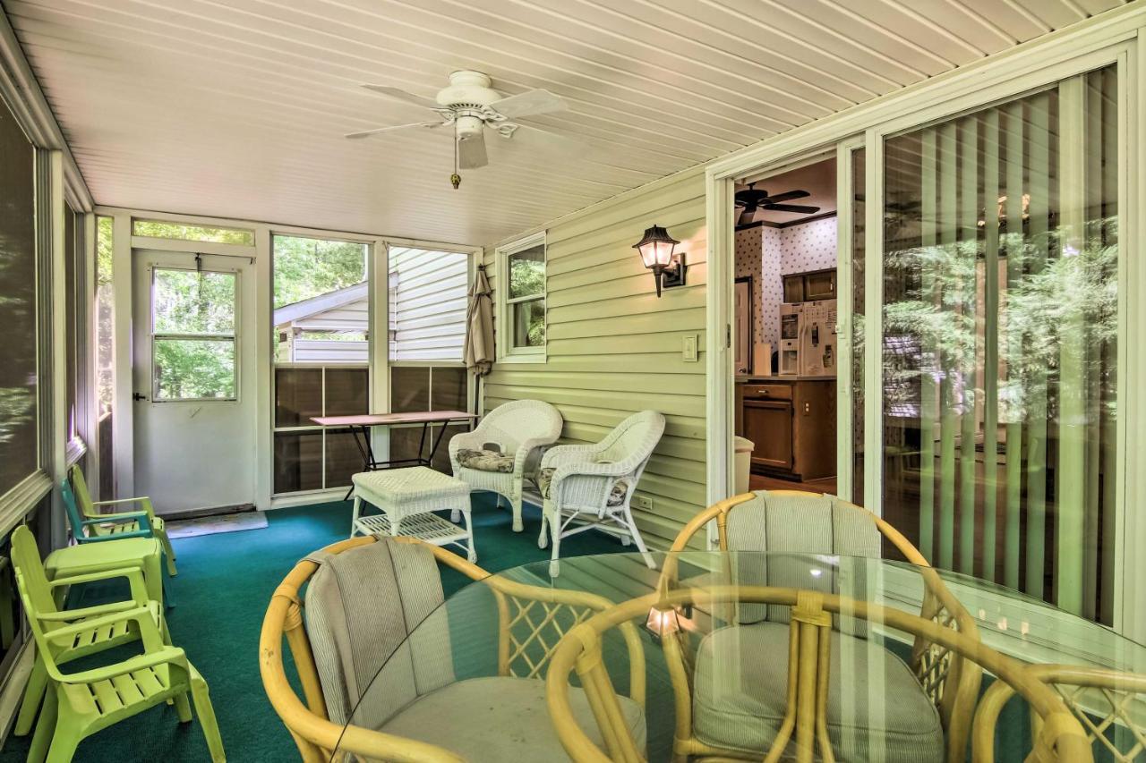 Golf Getaway With Pool Access 2 Mi To Bethany Beach! Holiday home