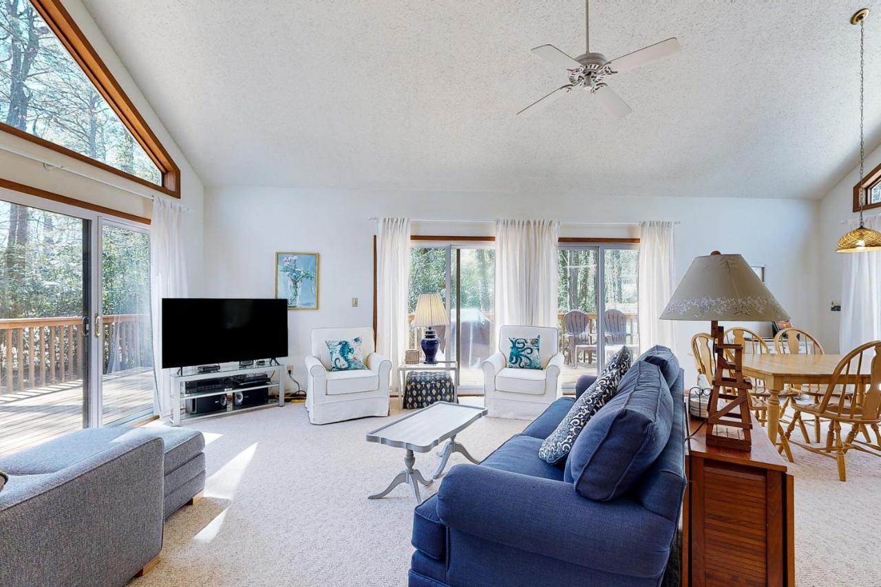 Middlesex - 22 Short Rd Holiday home *