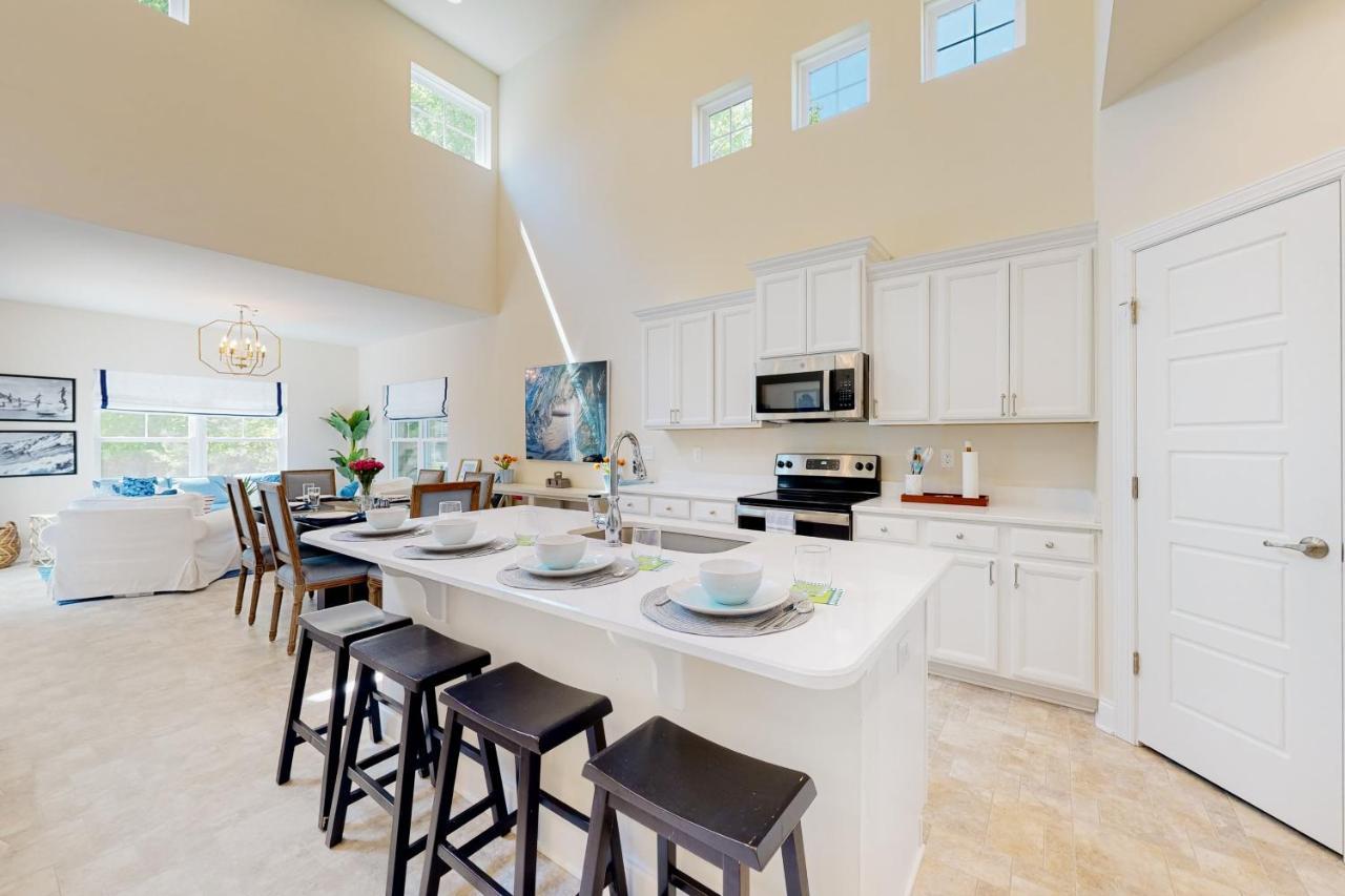 Salt Pond --- 614 Bethany Loop *