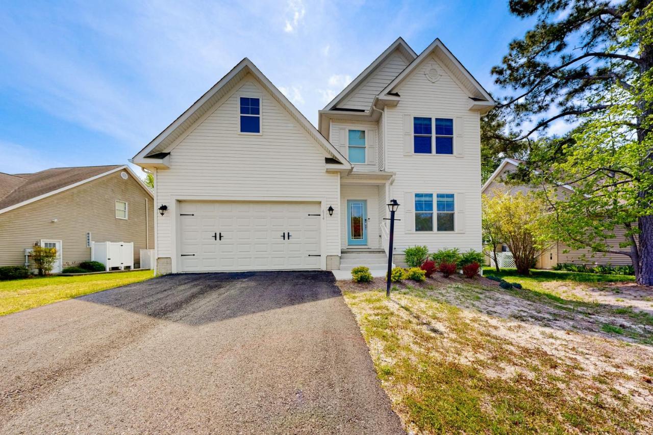 Salt Pond --- 614 Bethany Loop * Bethany Beach