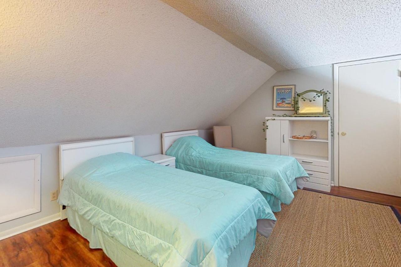 Sea Colony --- 33545 Brighton Trail, Unit 6005b *