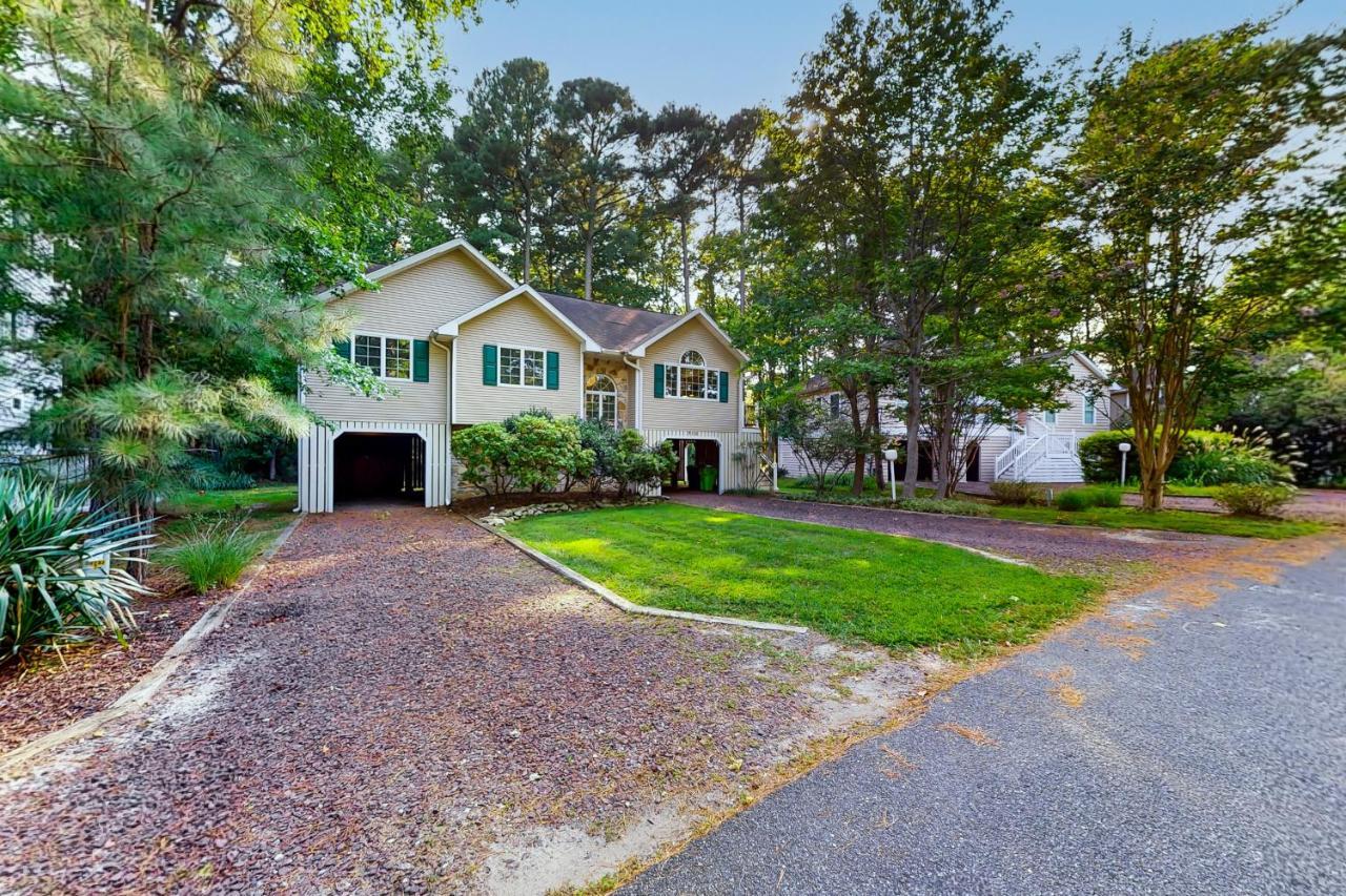 Salt Pond Hideaway --- 710 Deer Leap Dr * Bethany Beach