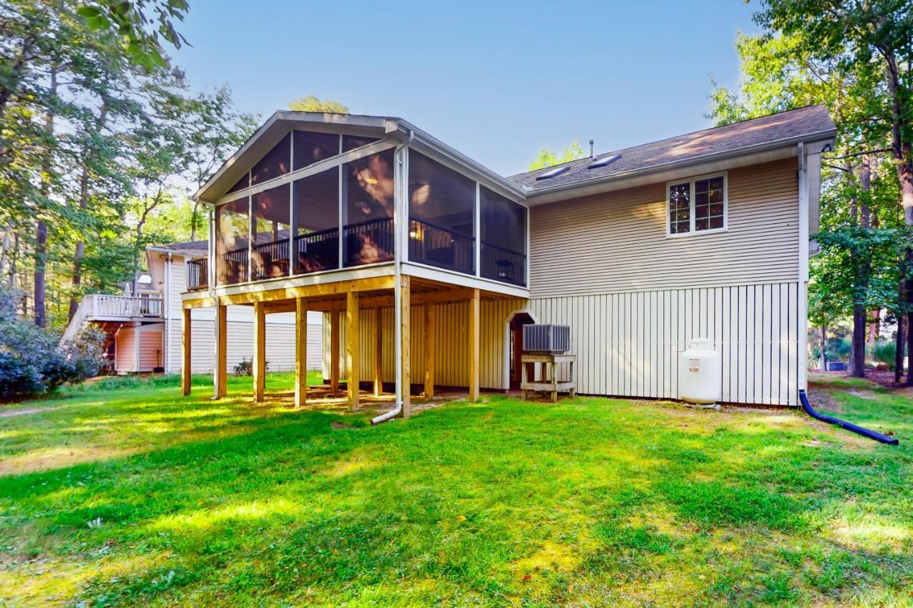 Salt Pond Hideaway --- 710 Deer Leap Dr *