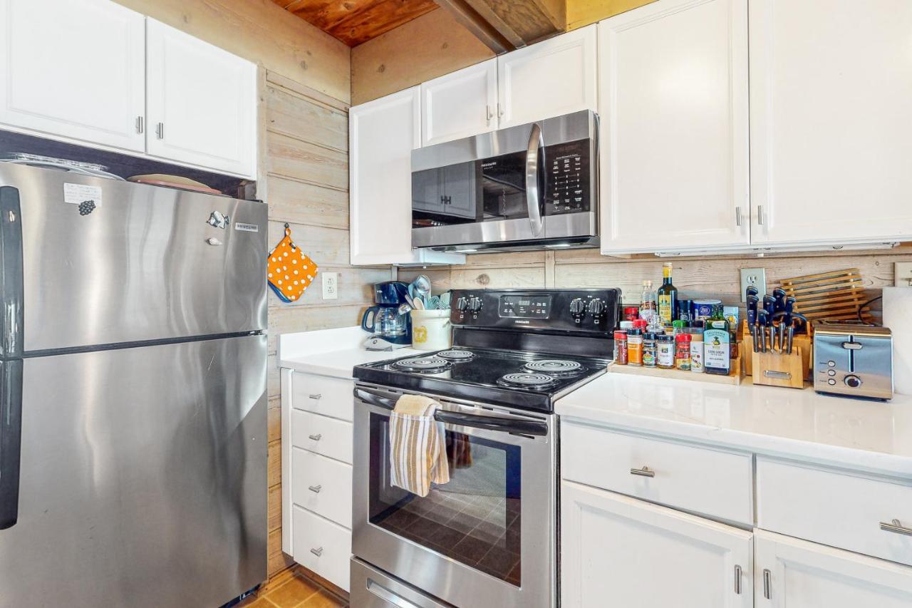 Atlantic Watergate --- 29111 Ocean Rd. #6 Holiday home *