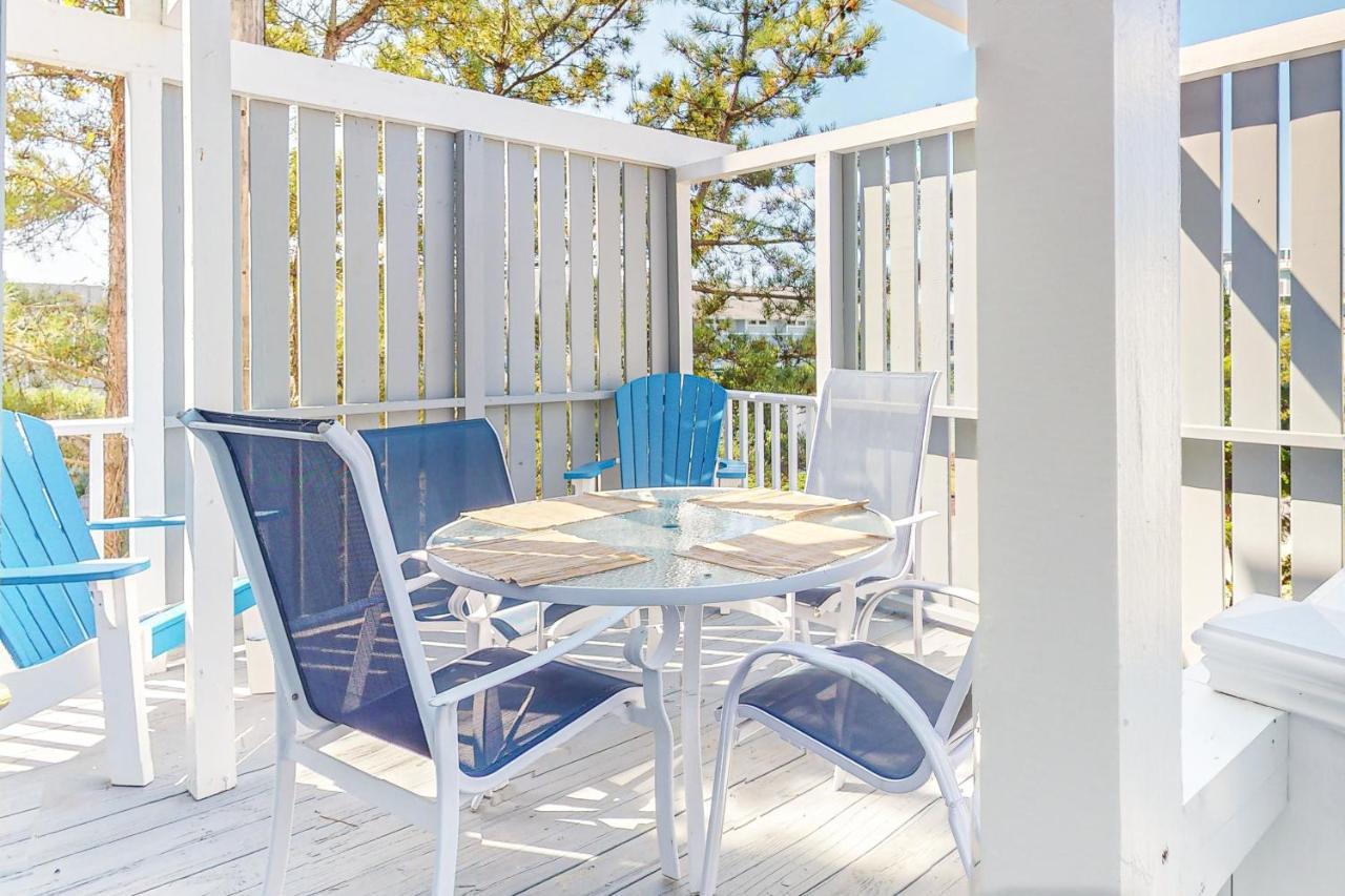 Atlantic Watergate --- 29111 Ocean Rd. #6 * Bethany Beach