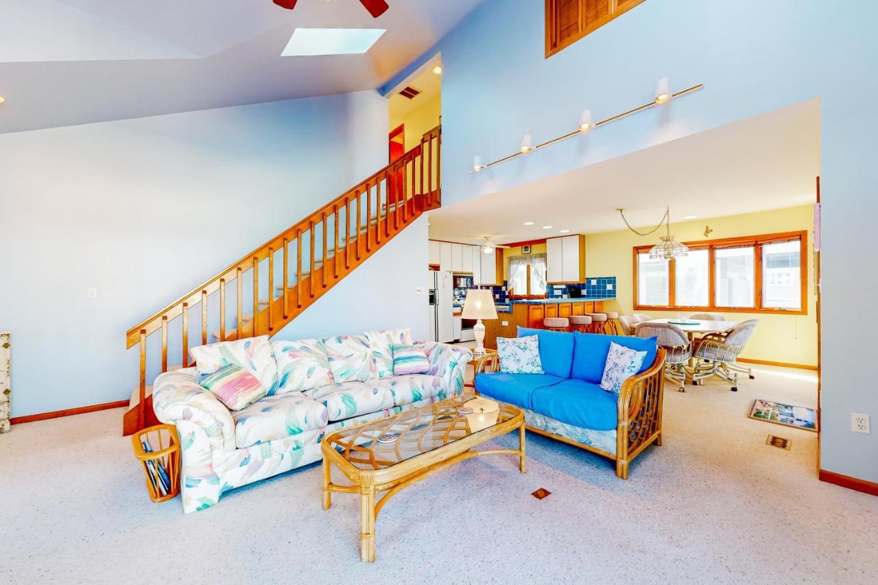 South Bethany --- 301 W 2nd St