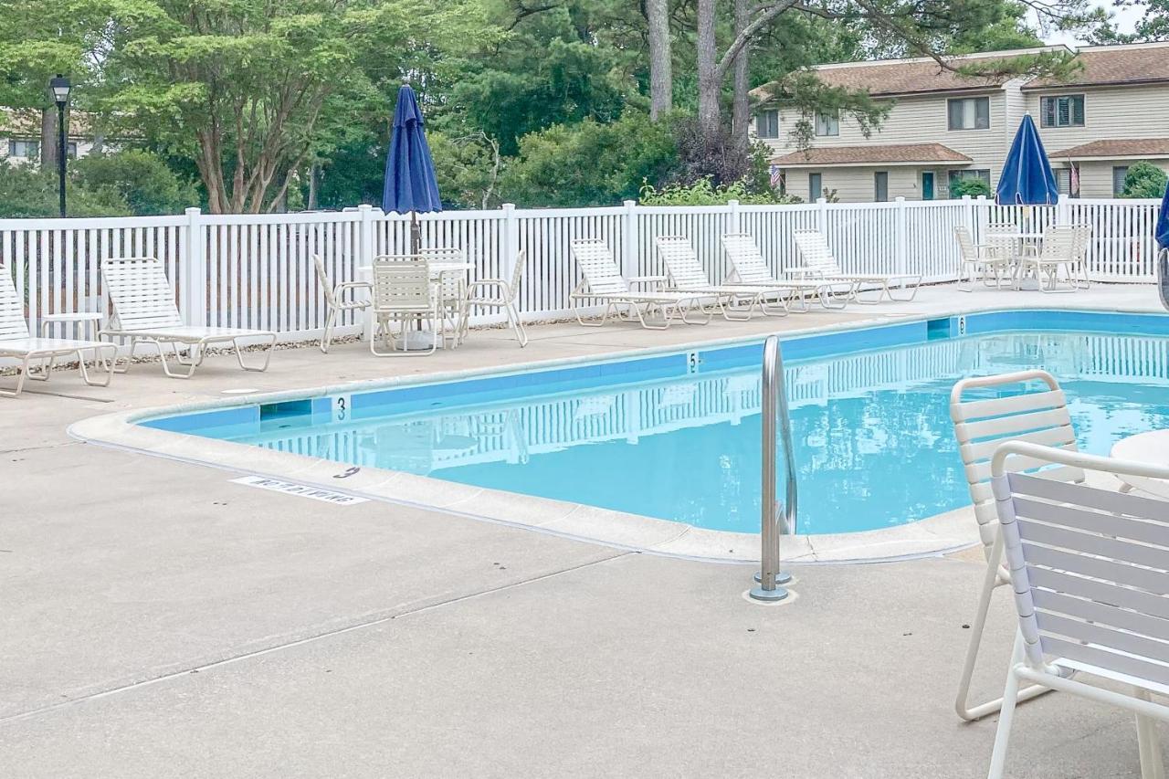 Apartment Bethany Pines --- 428 Bethany Pines