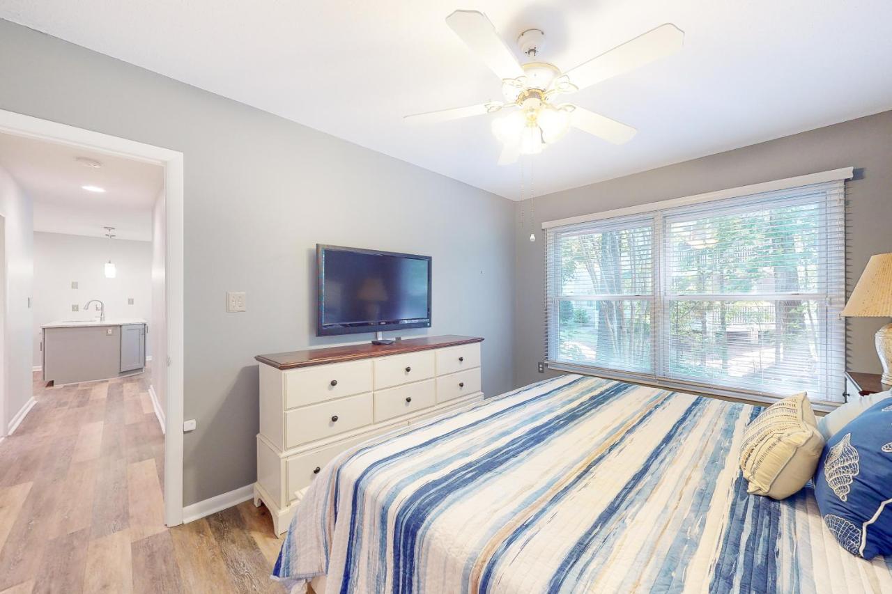 Apartment Sea Colony - 51020 Southwinds Ct *