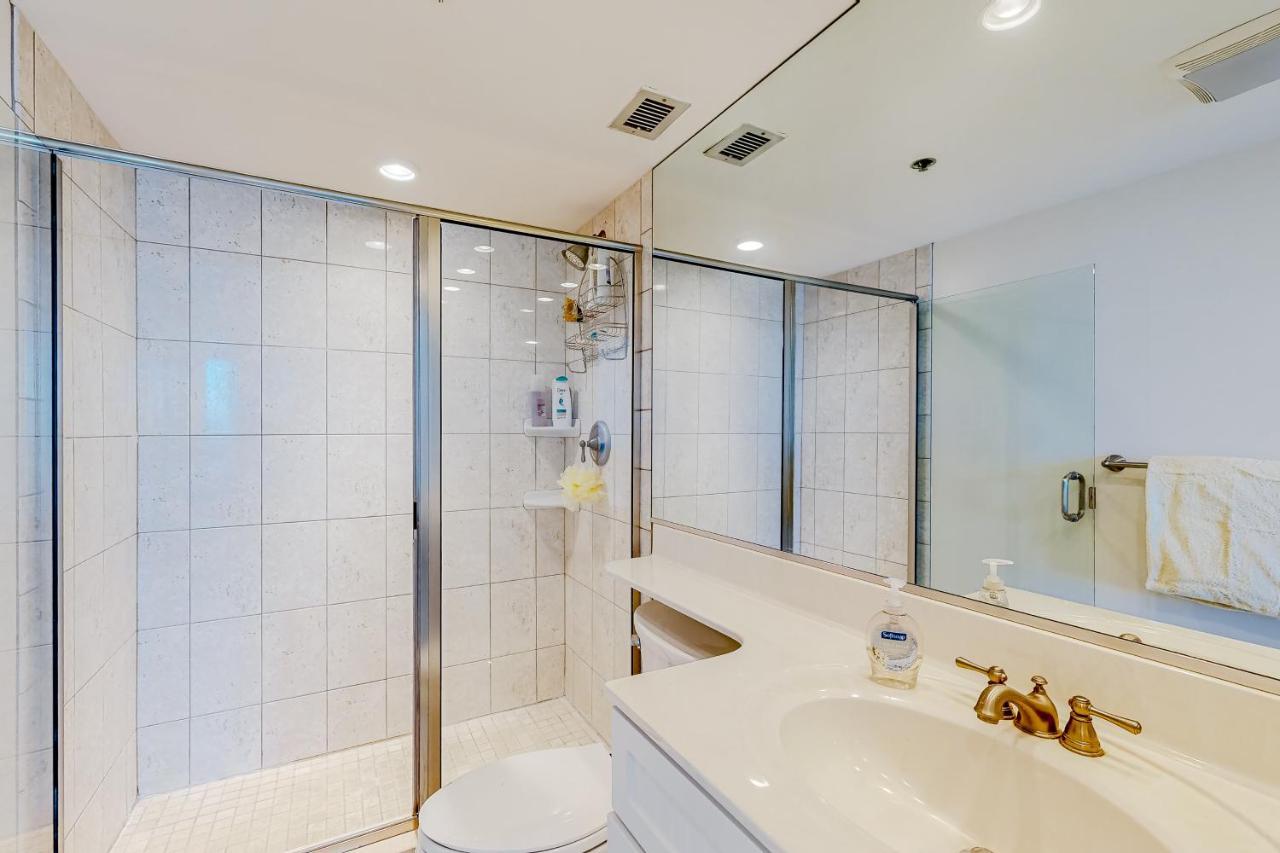 Sea Colony --- 403 Farragut House Road Apartment *