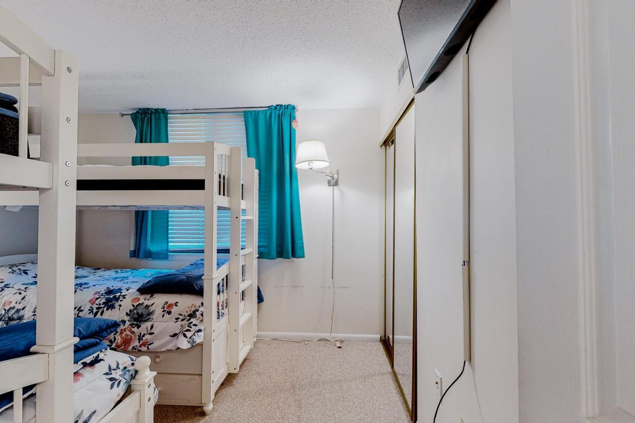 Apartment Sea Colony --- 403 Farragut House Road *