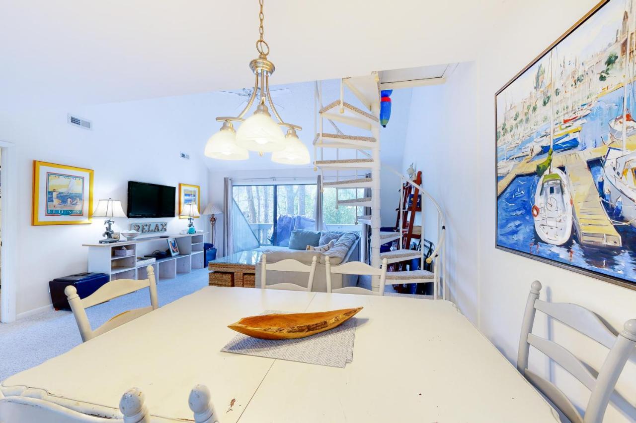 Sea Colony --- 2503 Round Robin Way Apartment