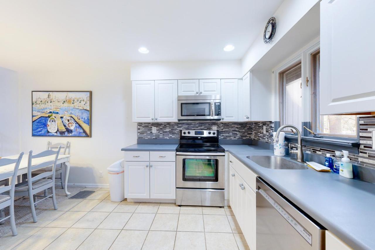 Apartment Sea Colony --- 2503 Round Robin Way