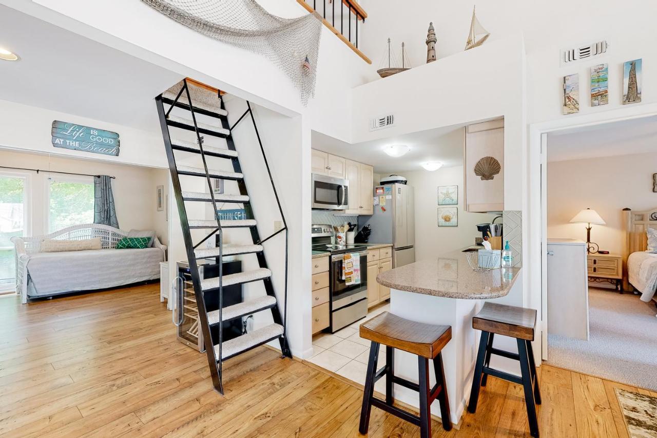 Sea Colony West --- 33563 Brighton Trail, Unit 4007f Apartment