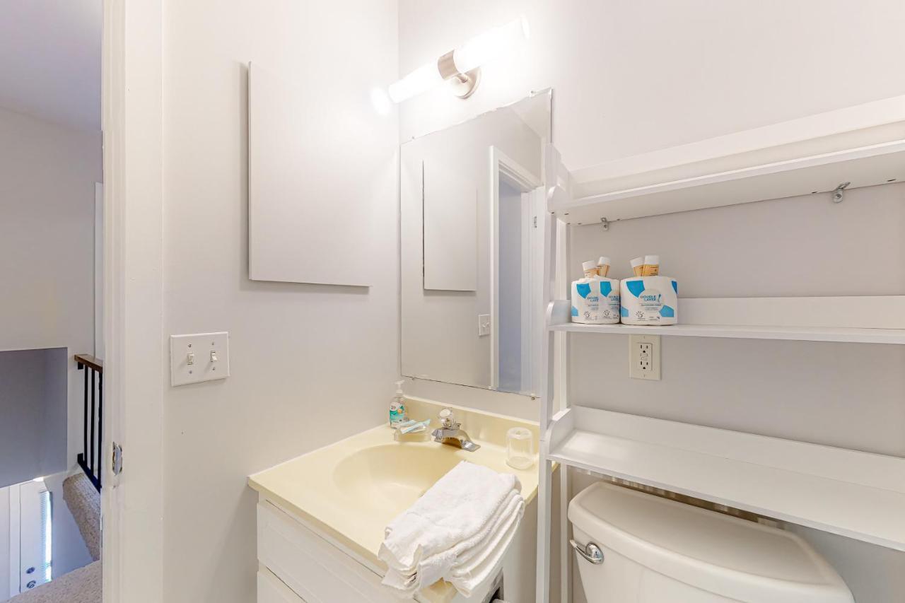 Of Bethany West - 792b Salt Pond Circle Apartment