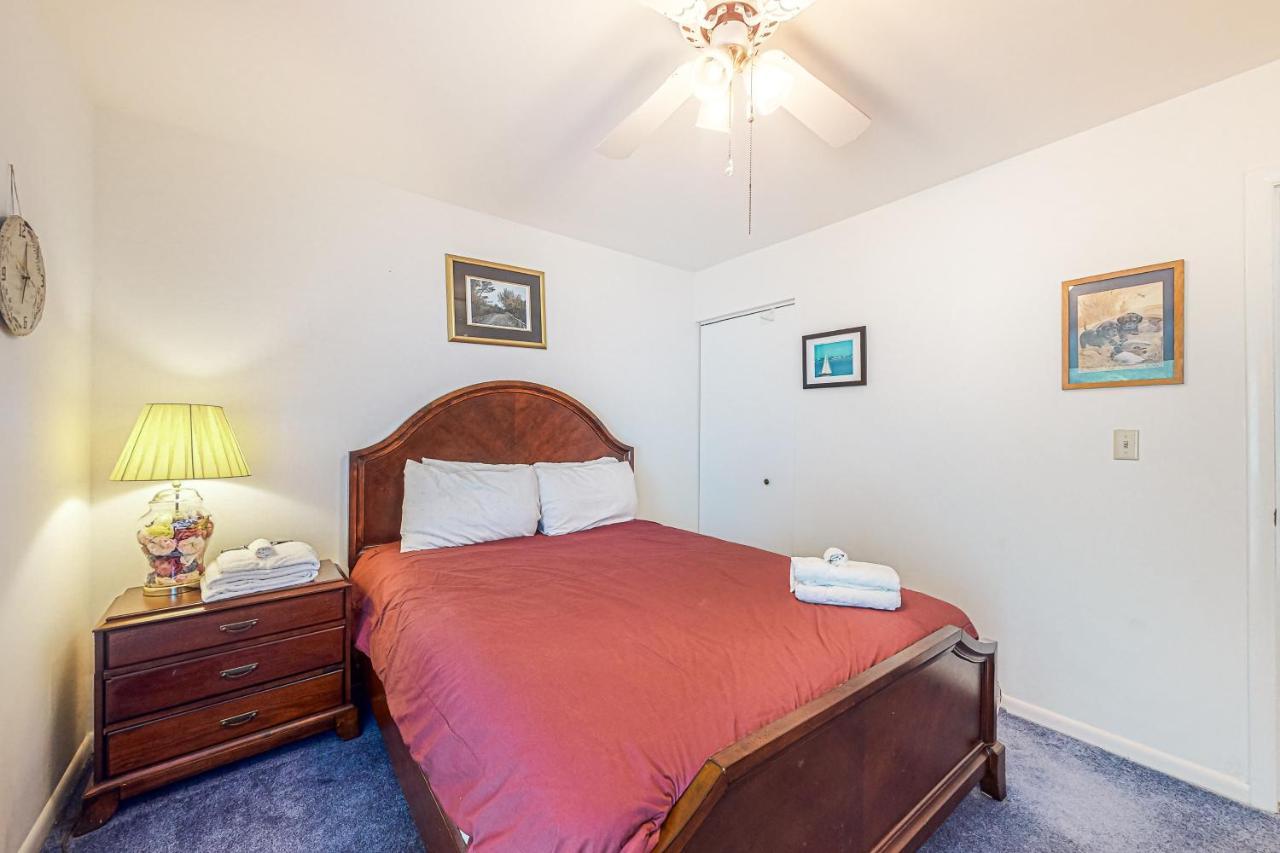 Sea Colony --- 33577 West View, Unit 1006b