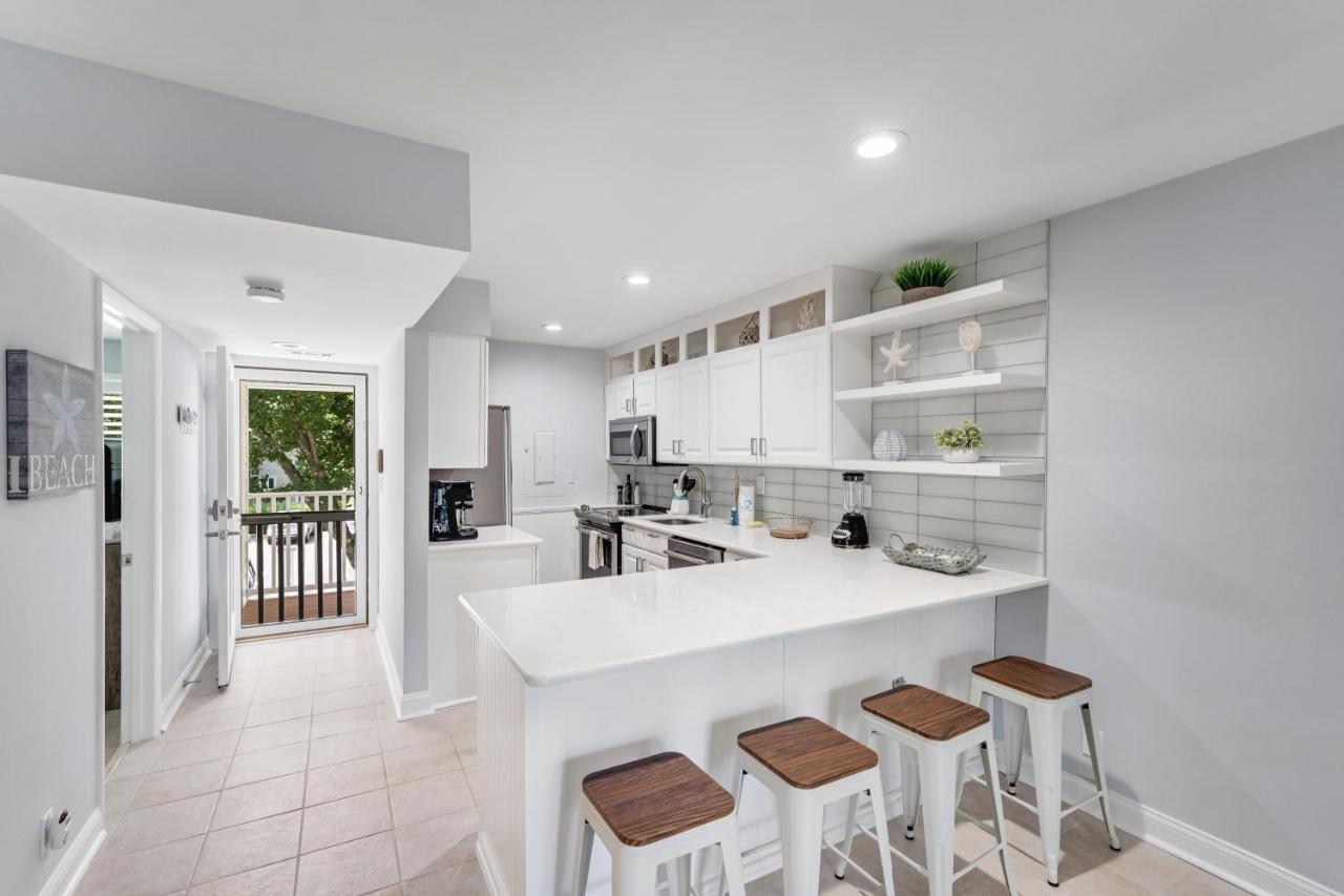 Apartment Sea Colony---1805 Doubles Court *
