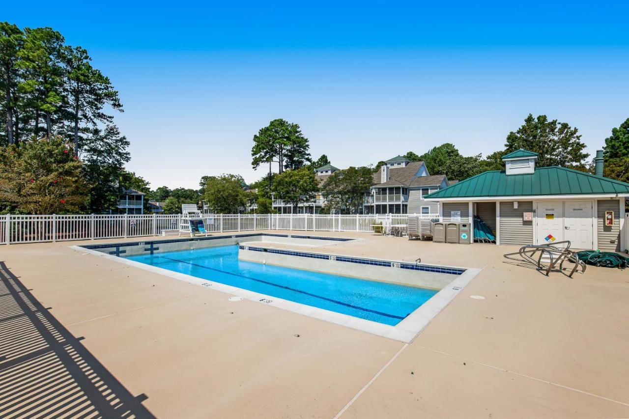 Sea Colony---1805 Doubles Court Apartment *