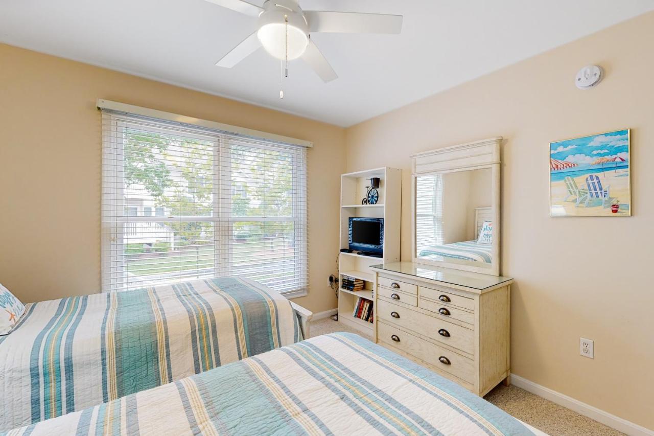 Sea Colony --- 54004 Sanddollar Ct Apartment *