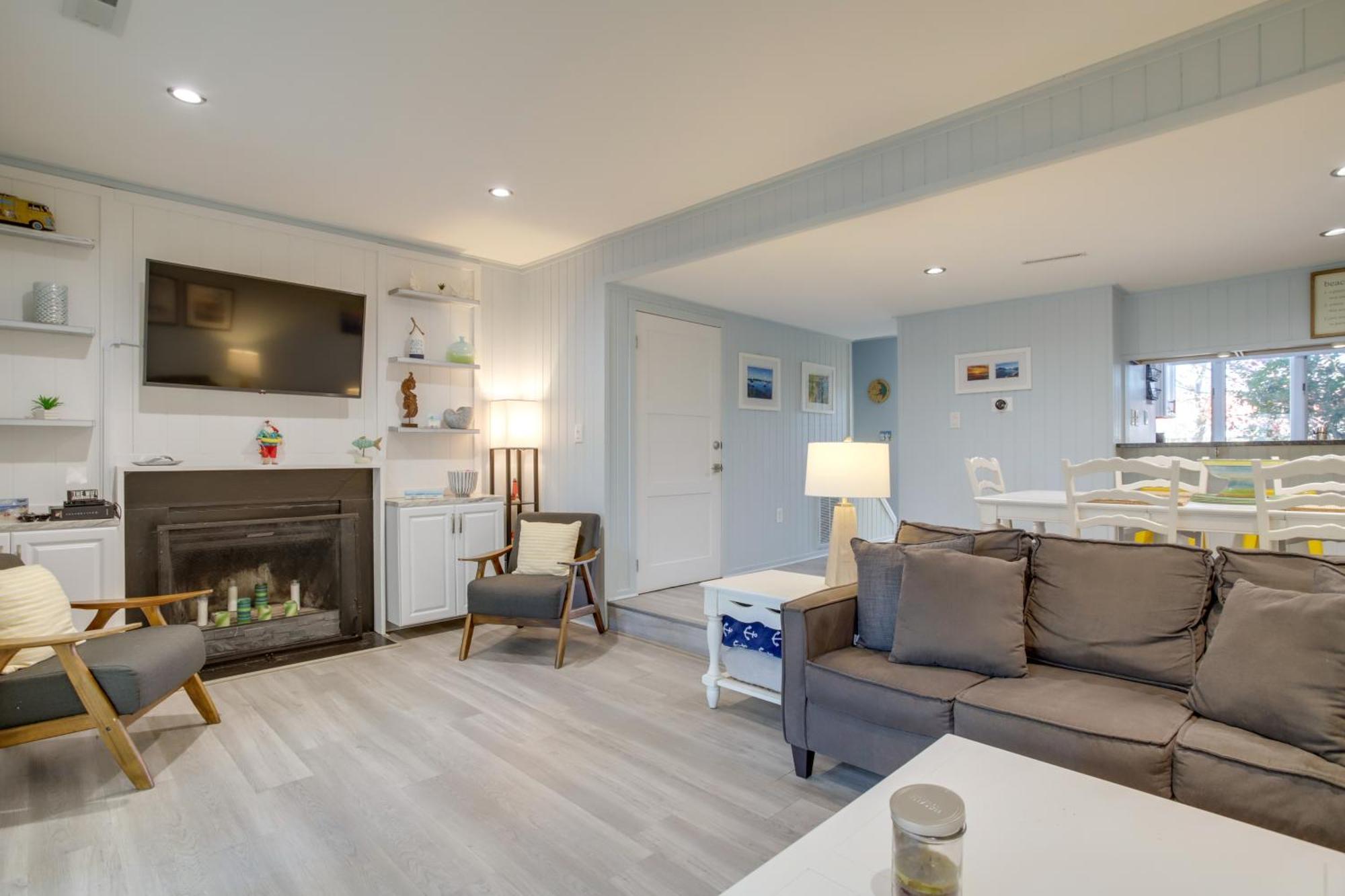 Townhome With Screened Porch 1 Mi To Bethany Beach! Holiday home *